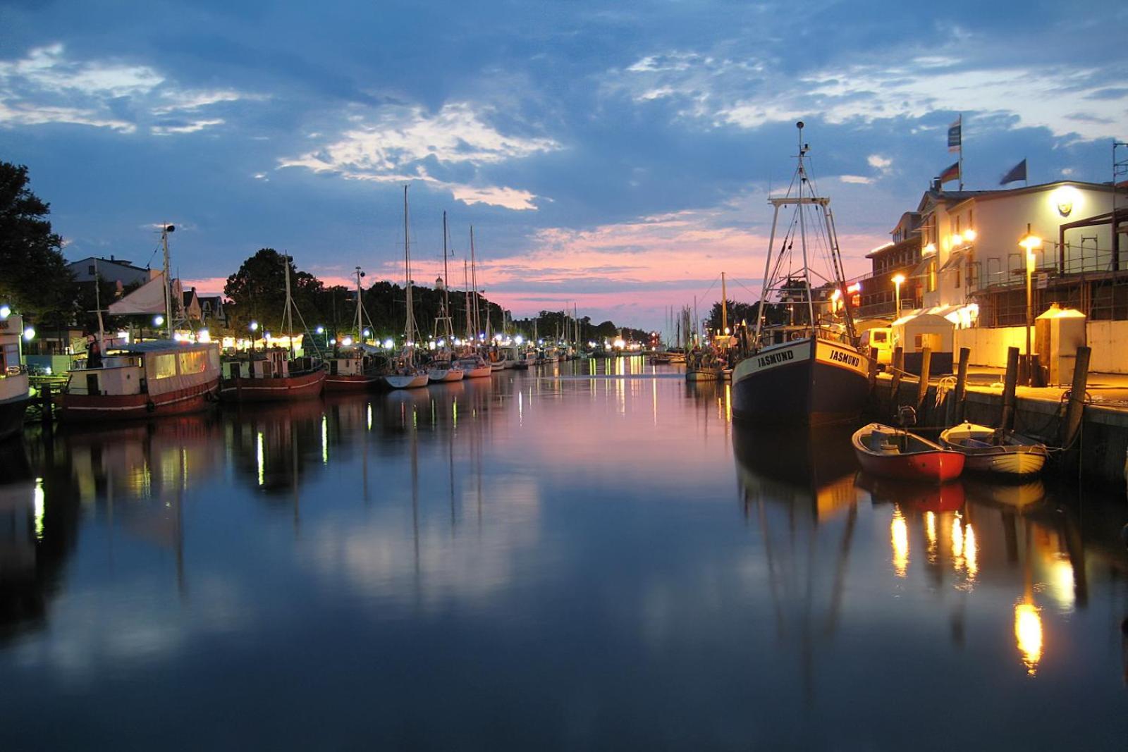 Haus Drei Schwestern, Bernstein Rostock Dış mekan fotoğraf